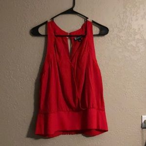 Red top size large
